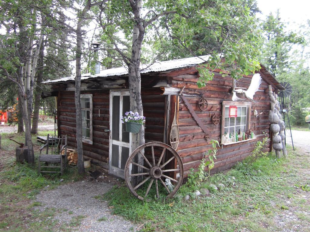 Six Mile River Resort Tagish Eksteriør bilde