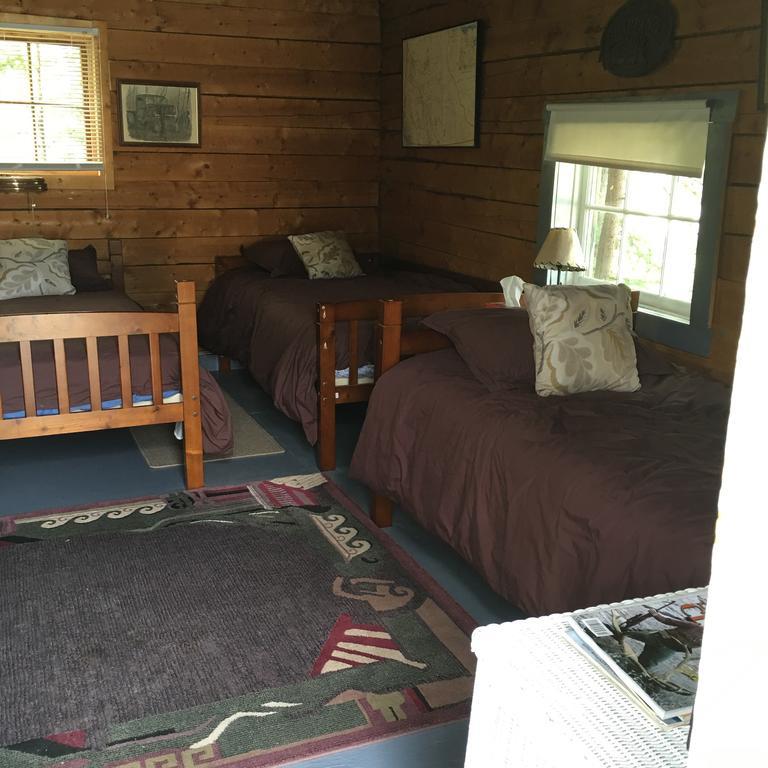 Six Mile River Resort Tagish Eksteriør bilde